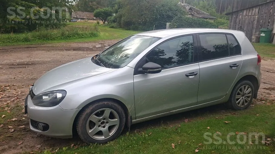Volkswagen Golf 5 2010 photo 3