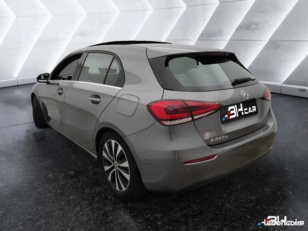 Mercedes-Benz A-Class 2021 photo 3