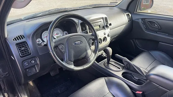Ford Maverick 2006 photo 3