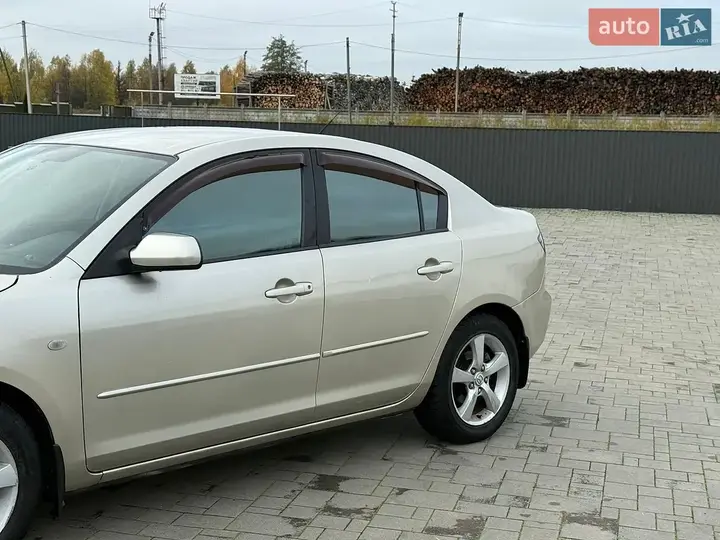Mazda 3 2006 photo 3