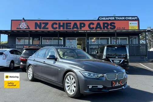 BMW 320I