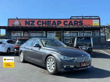 BMW 320I 2012 photo 2