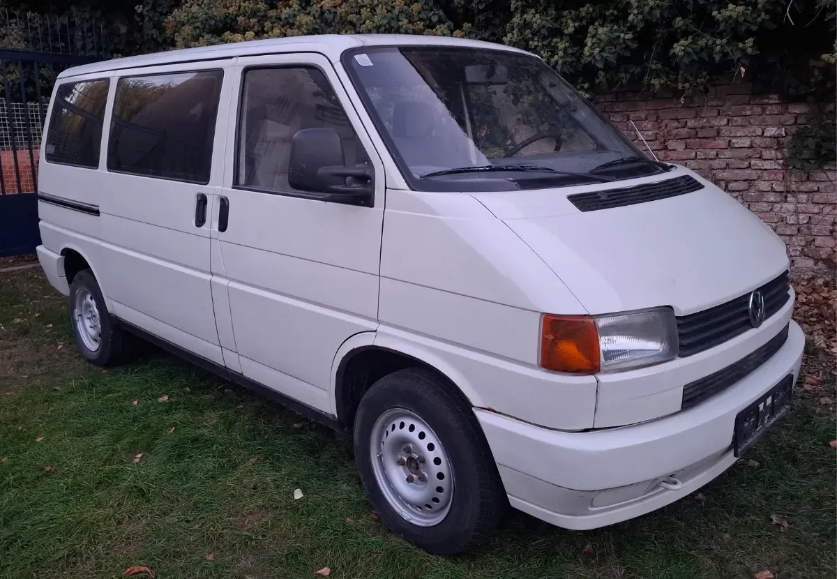 Volkswagen T4 1996 photo 3