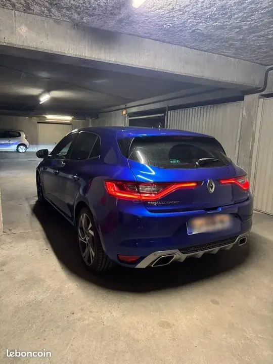 Renault Megane 2017 photo 2