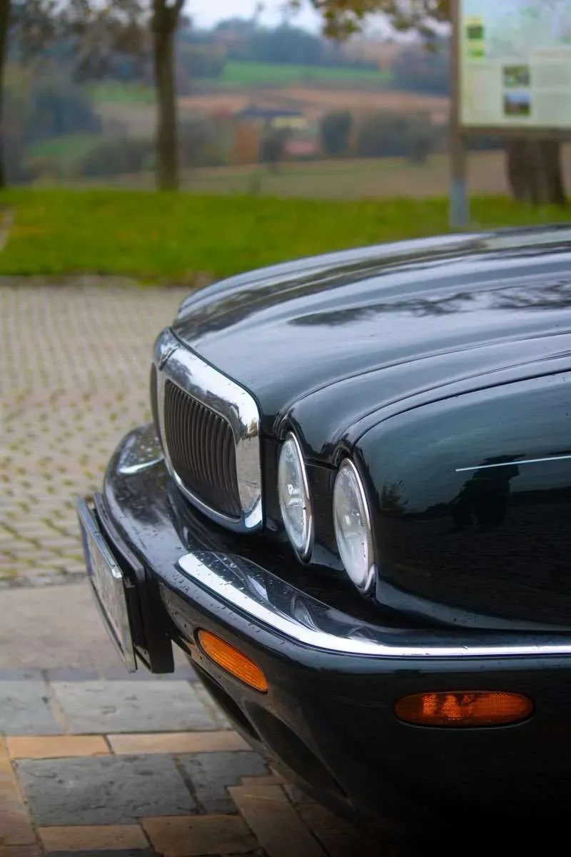 Jaguar Xj