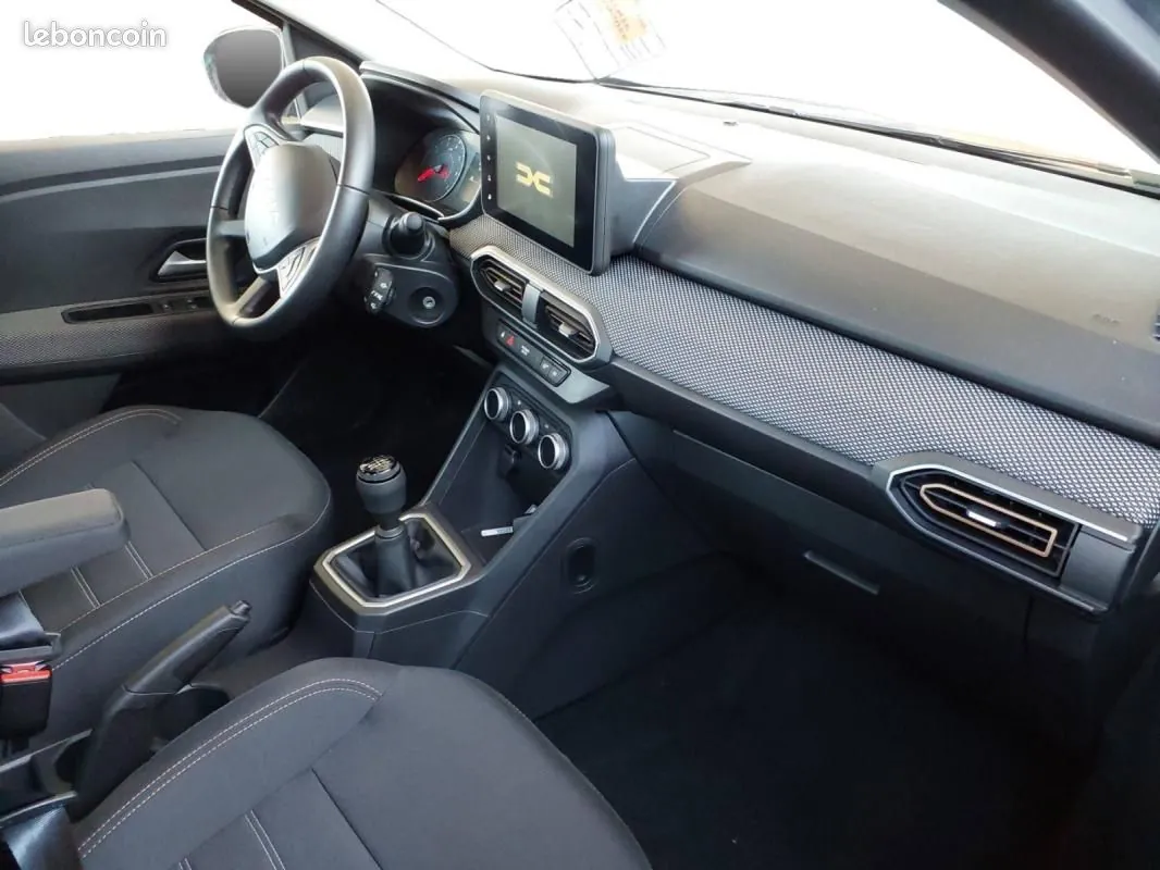 Dacia Sandero 2025 photo 3