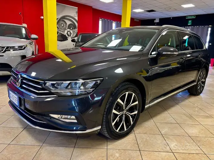 Volkswagen Passat Variant 2024 photo 3