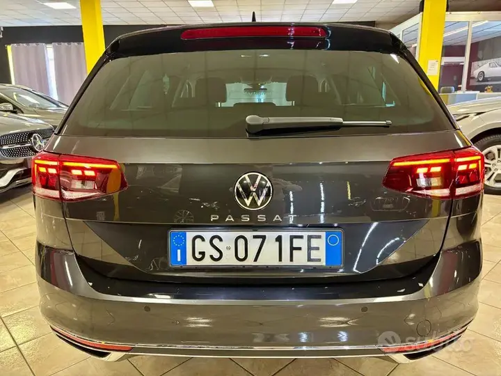 Volkswagen Passat Variant 2024 photo 5