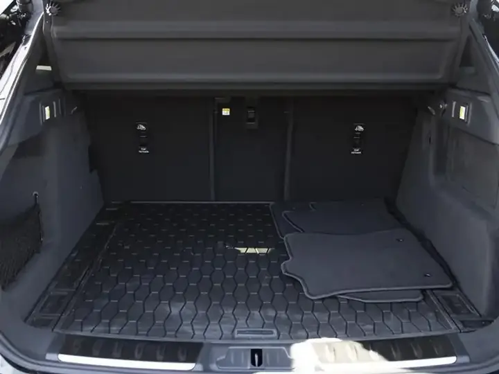 Jaguar F-Pace 2025 photo 5