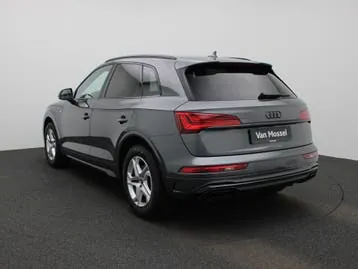 Audi Q5 2023 photo 2