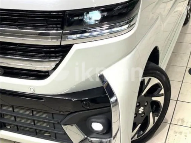 Suzuki Spacia 2023 photo 4