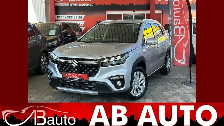 Suzuki S-Cross