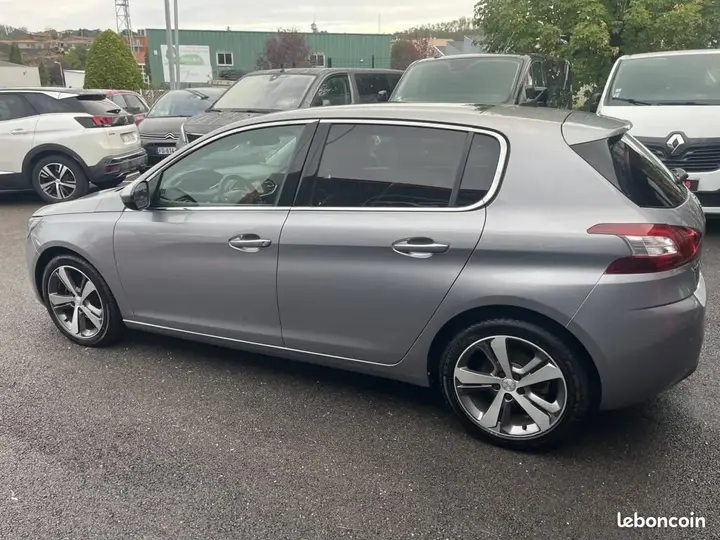 Peugeot 308 2016 photo 5