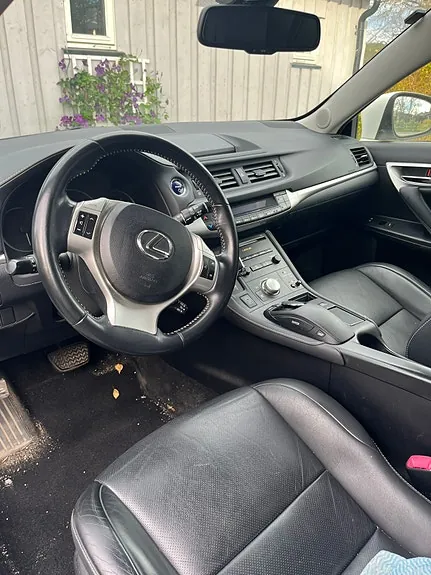 Lexus Ct200H