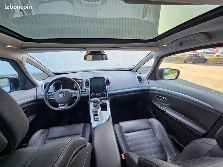 Renault Espace 2015 photo 3