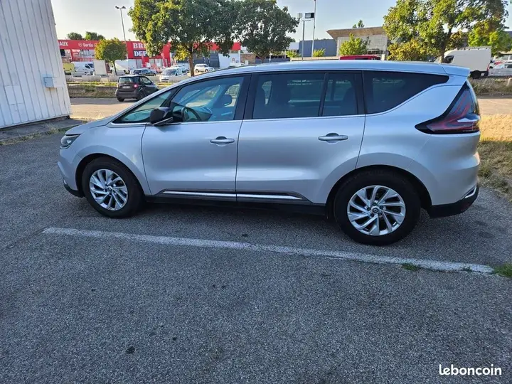 Renault Espace 2015 photo 2