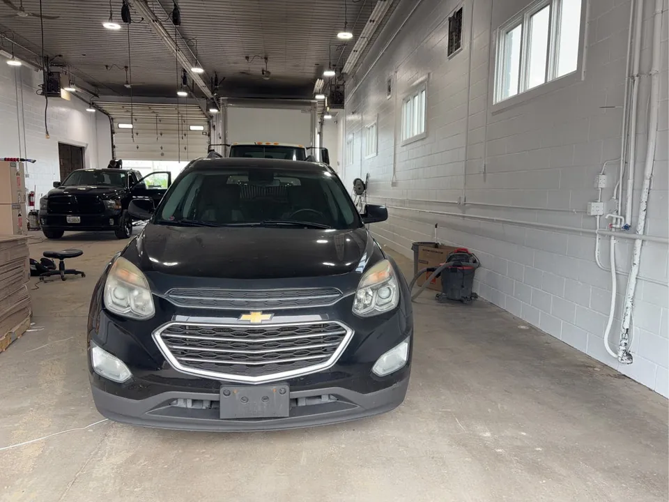 Chevrolet Equinox 2017 photo 2