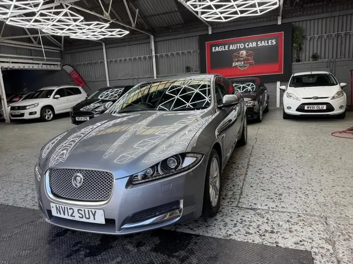Jaguar Xf 2012 photo 5