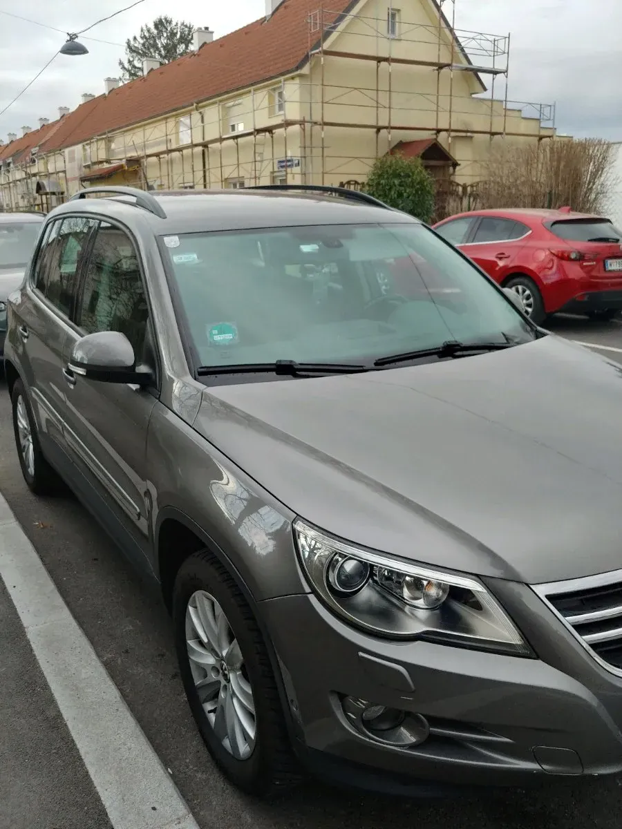 Volkswagen Tiguan 2008 photo 2