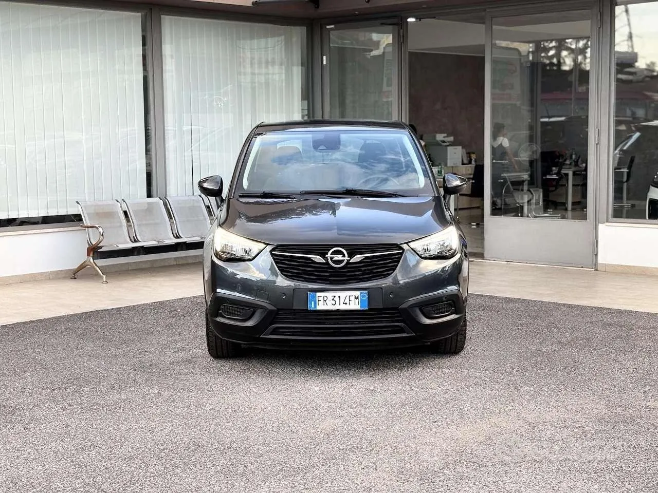 Opel Crossland X 2018 photo 2