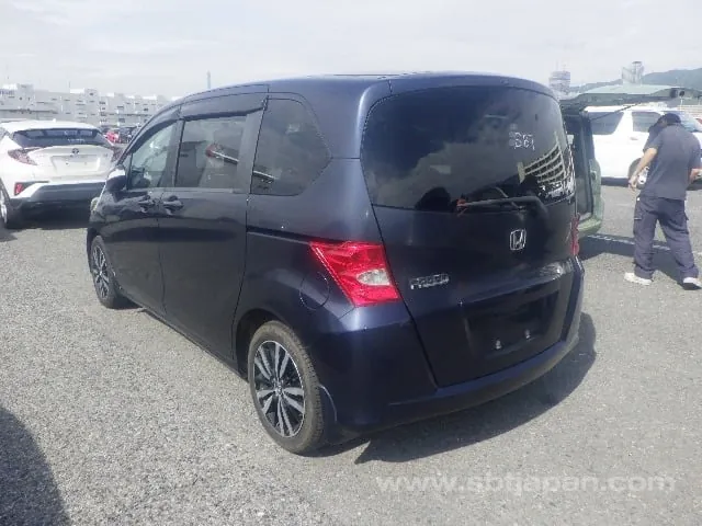 Honda Freed G 2009 photo 3