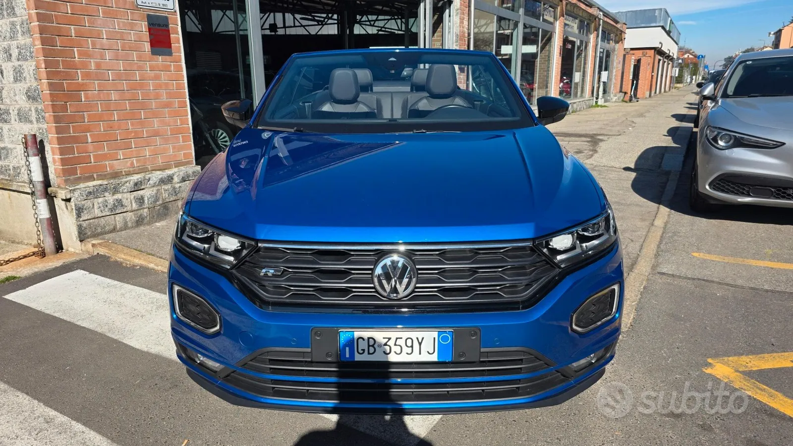 Volkswagen T-Roc 2020 photo 2