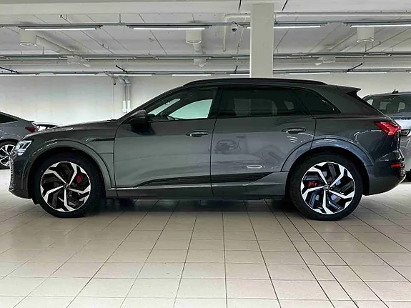 Audi Q8 E-Tron 2024 photo 3