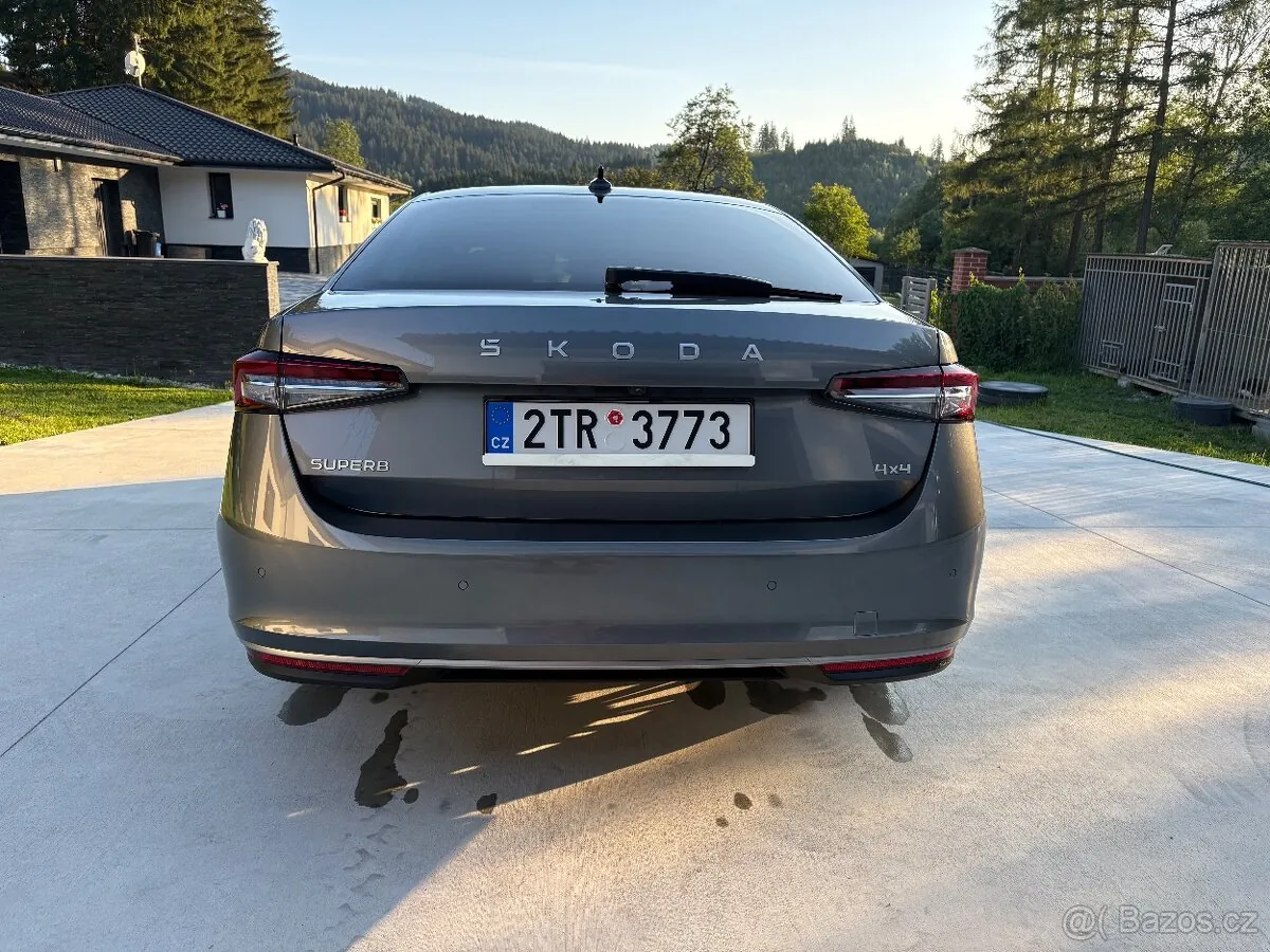 Skoda Superb 2024 photo 2