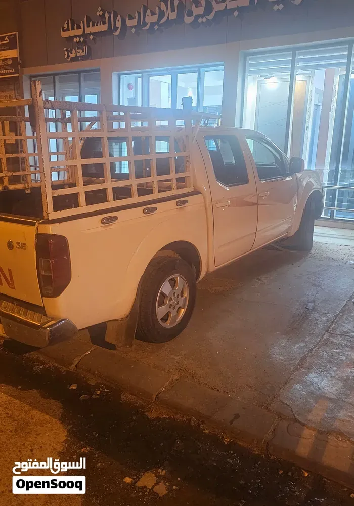 Nissan Navara 2015 photo 5