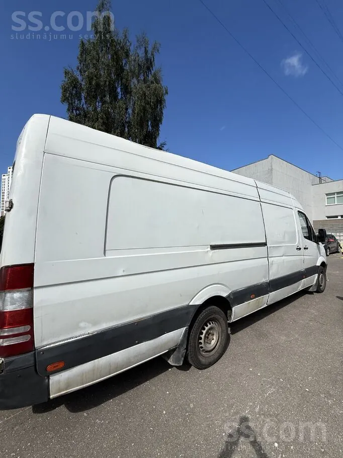 Mercedes-Benz Sprinter