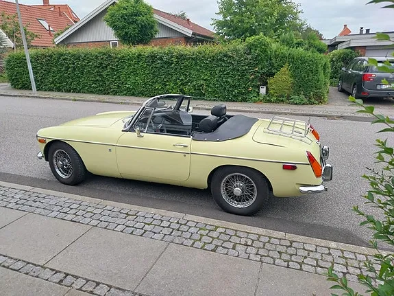 MG B