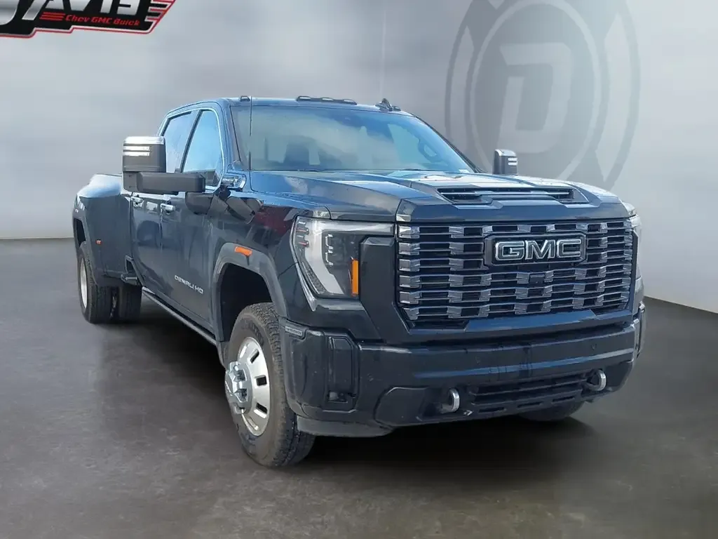 GMC Sierra 3500Hd 2025 photo 2