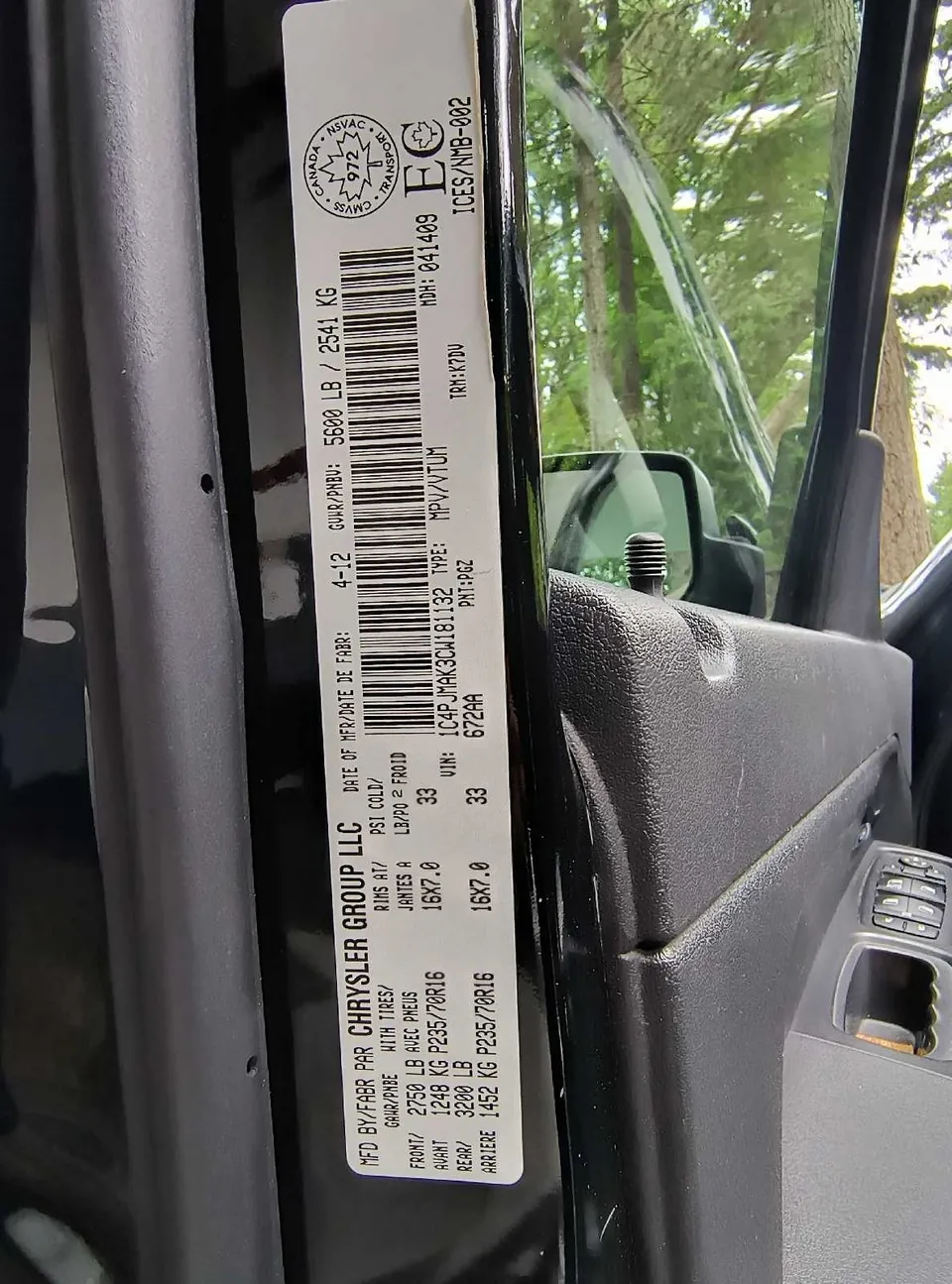 Jeep Liberty 2012 photo 3