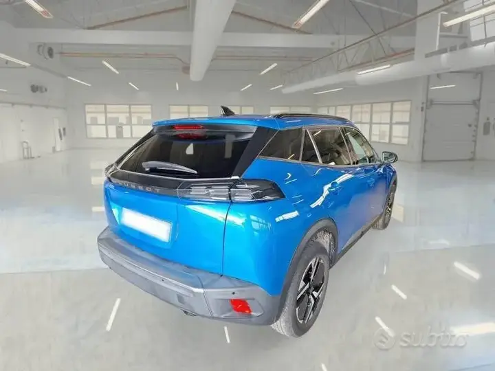 Peugeot 2008 2023 photo 4