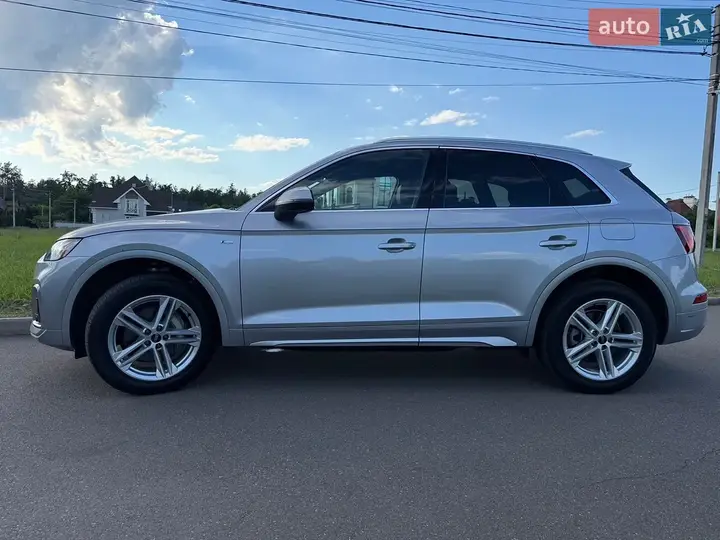 Audi Q5 2024 photo 2