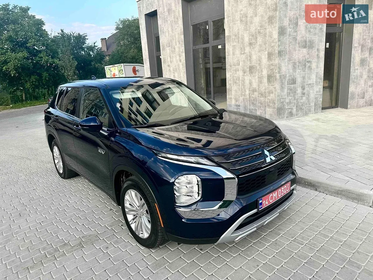 Mitsubishi Outlander 2024 photo 2