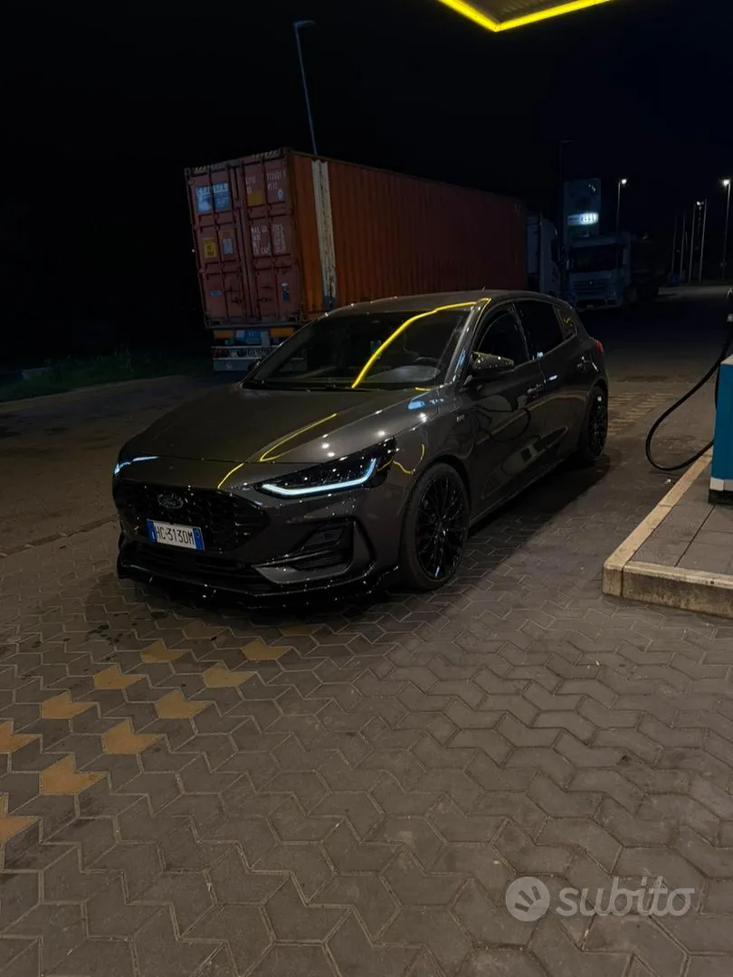 Ford Focus 2026 photo 4