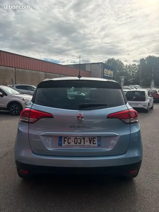 Renault Scenic 2018 photo 5