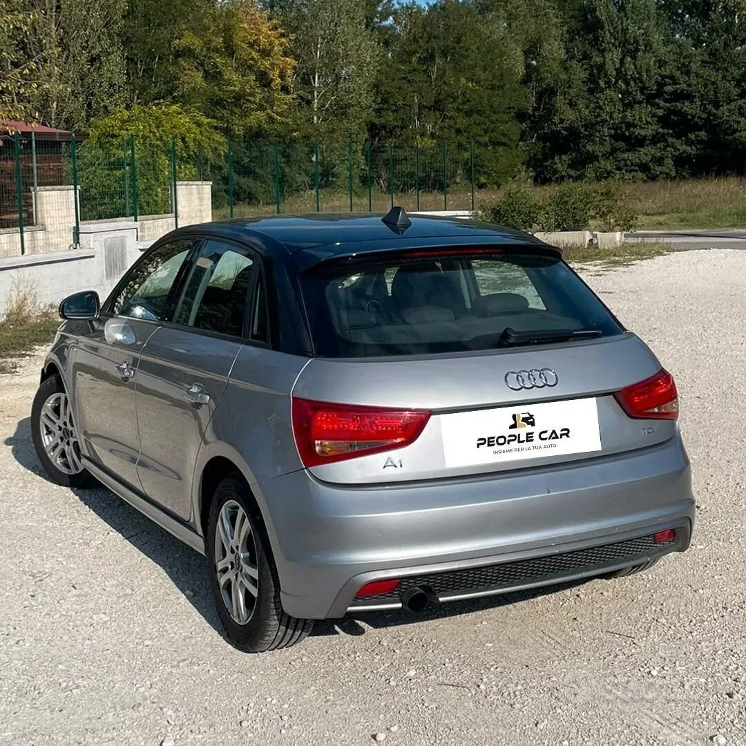 Audi A1 2014 photo 2