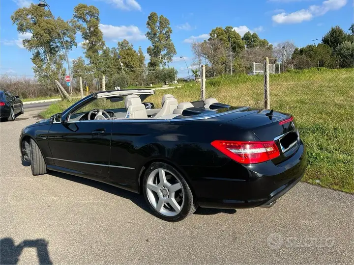 Mercedes-Benz E 250 2012 photo 4