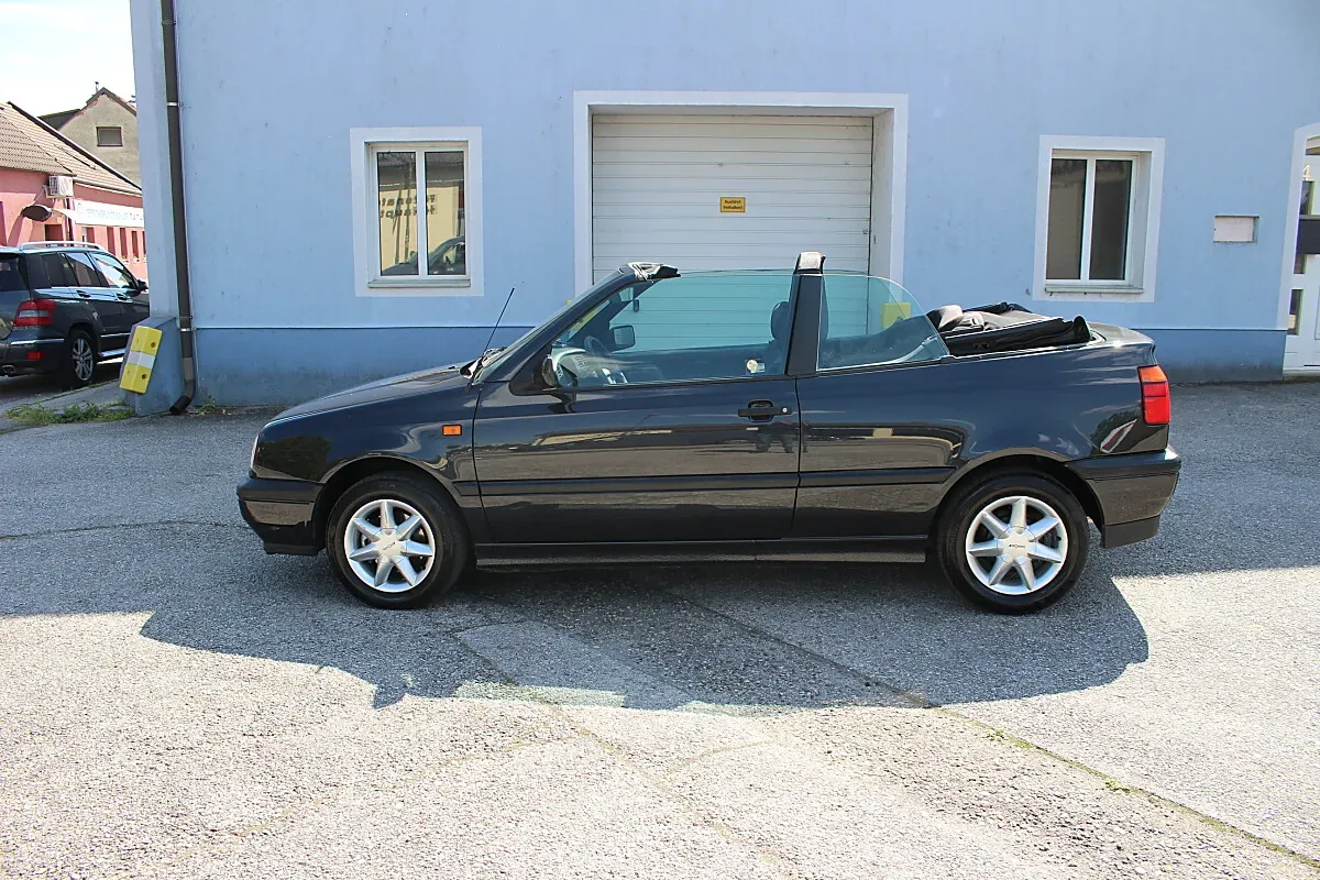 Volkswagen Golf 1994 photo 2