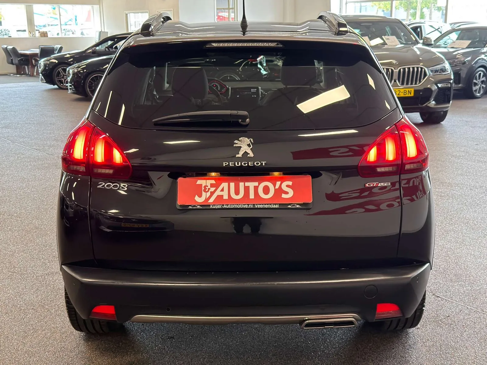 Peugeot 2008 2017 photo 4