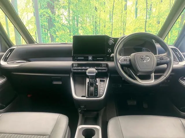 Toyota Noah 2025 photo 2