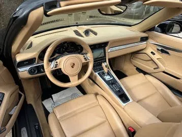 Porsche 911 2013 photo 2