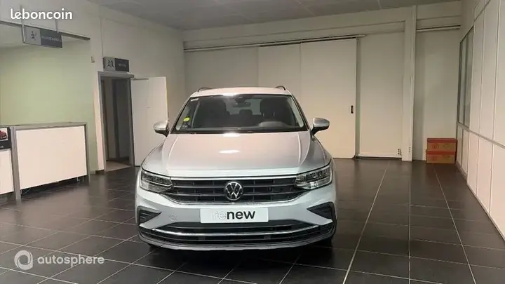 Volkswagen Tiguan 2023 photo 2