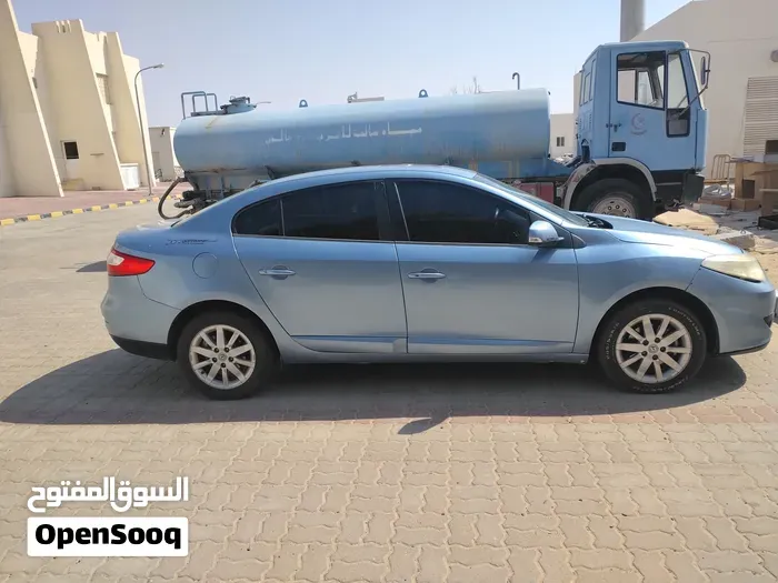 Renault Fluence 2011 photo 3