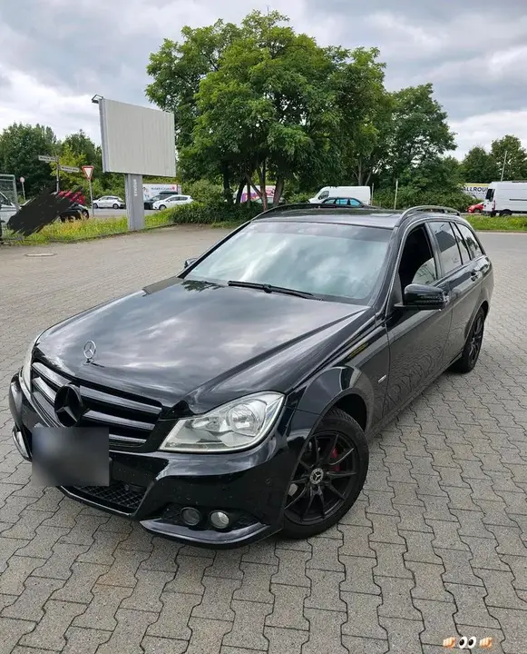 Mercedes-Benz C180
