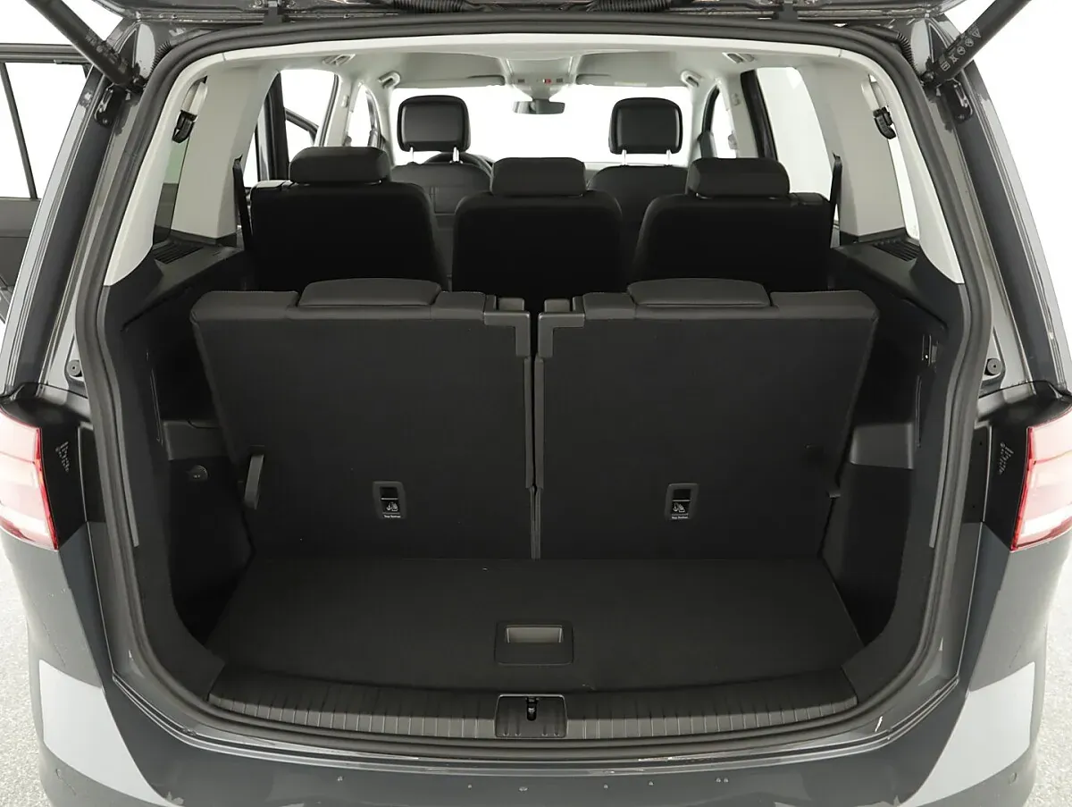 Volkswagen Touran 2026 photo 3