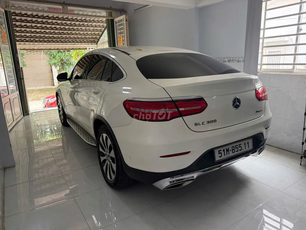 Mercedes-Benz Glc 2018 photo 2