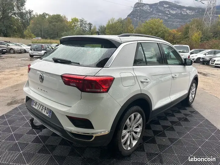 Volkswagen T-Roc 2018 photo 5